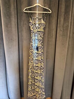 Vix Yellow and Navy Leaf-Print Maxi Dress
